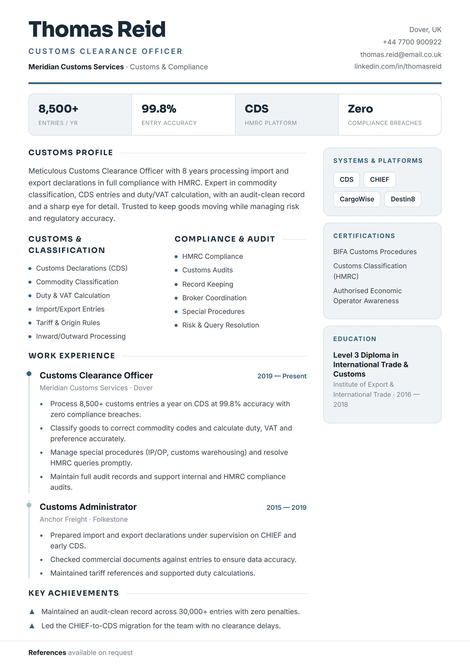 Customs Clearance Officer CV résumé template preview