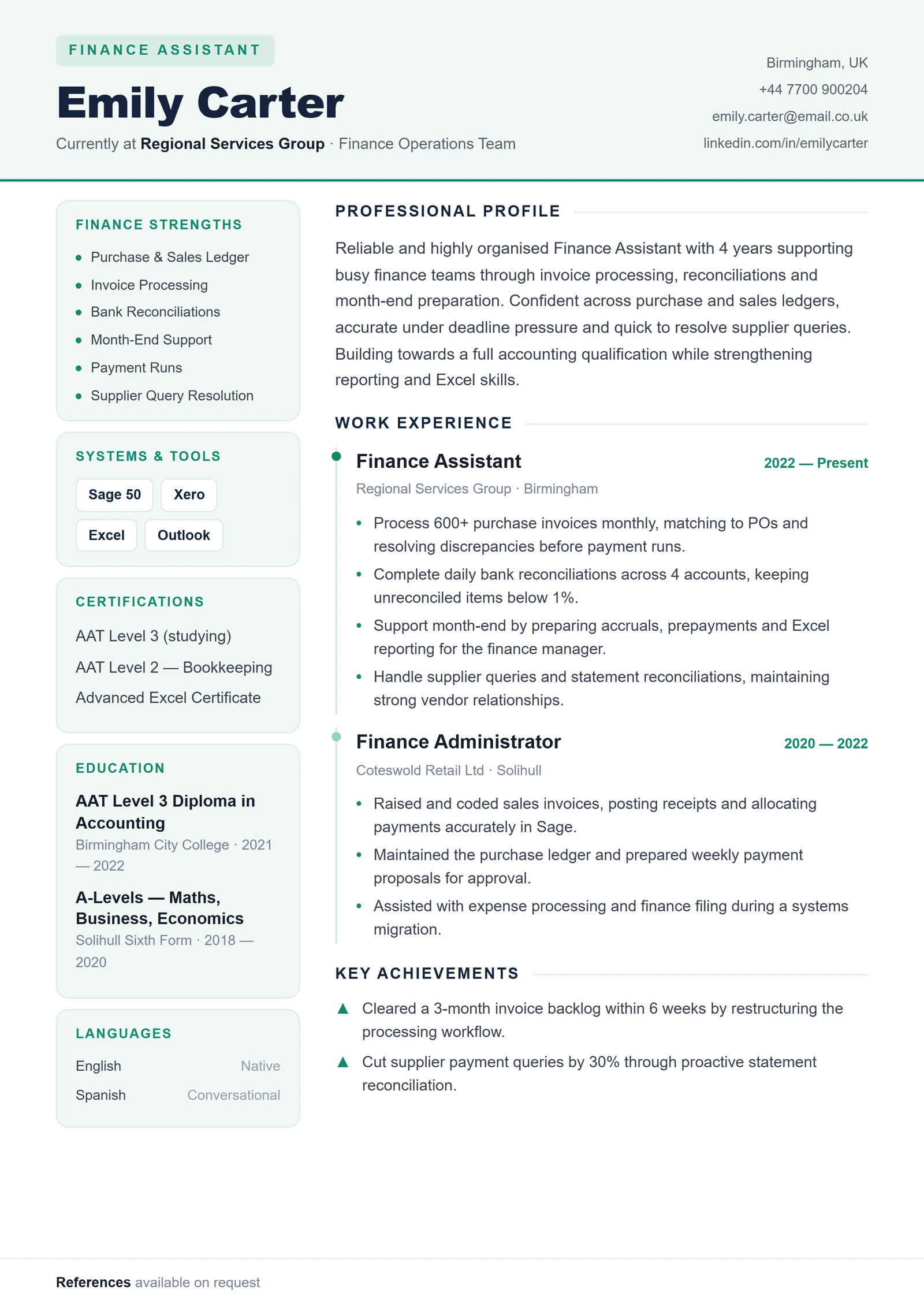 Finance Assistant CV résumé template preview